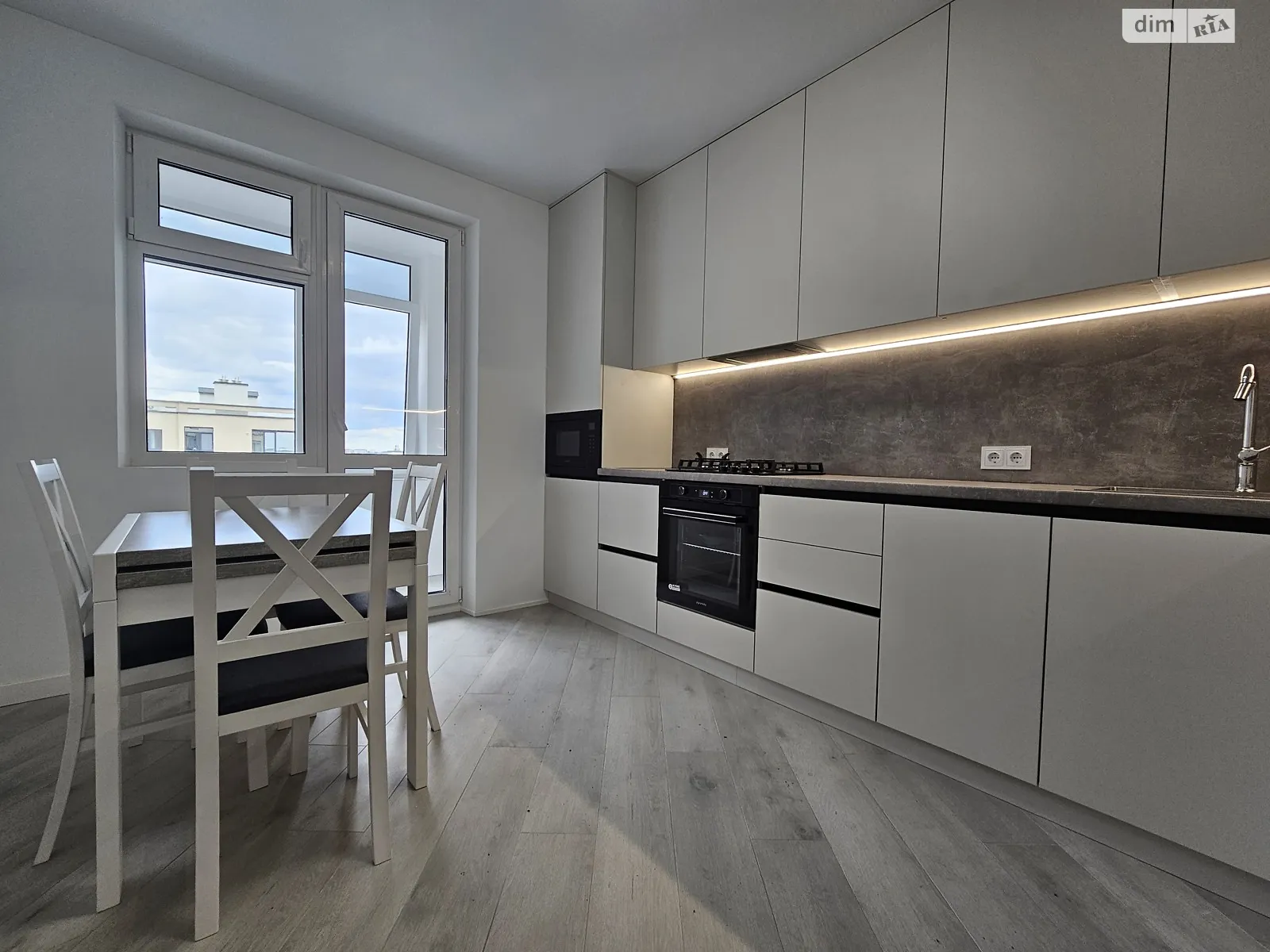 1-комнатная квартира 42 кв. м в Тернополе, ул. Чумацкая, 2 - фото 1