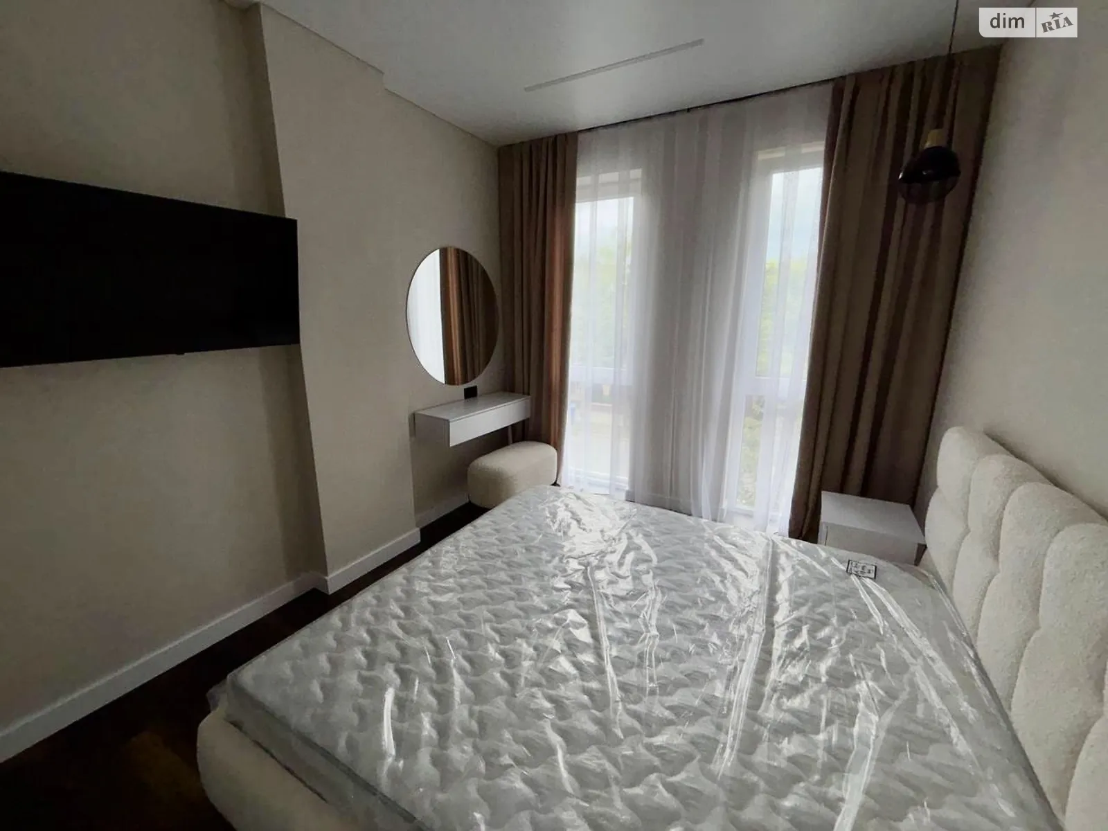 Продається 2-кімнатна квартира 62 кв. м у Ужгороді, ул. Собранецька, 105 - фото 1