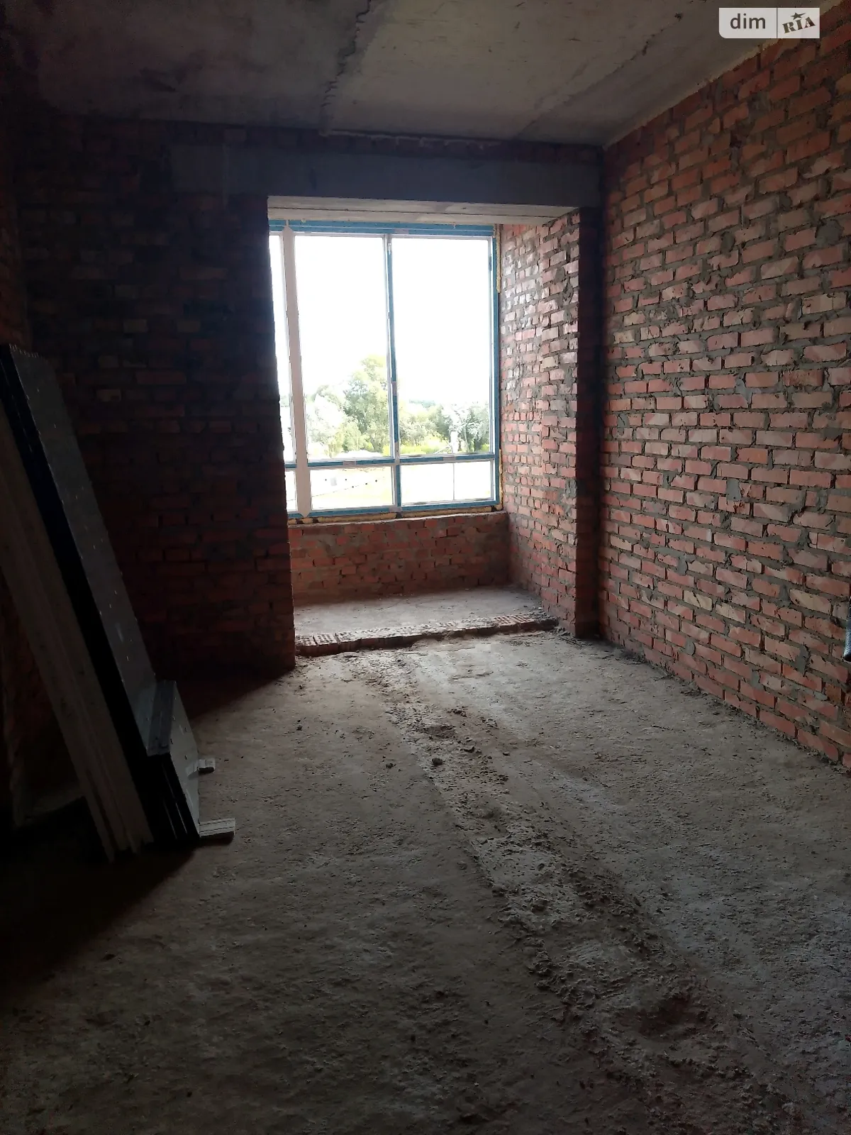 Продается 1-комнатная квартира 35 кв. м в Буче, ул. Саломеи Крушельницкой, 2 - фото 1