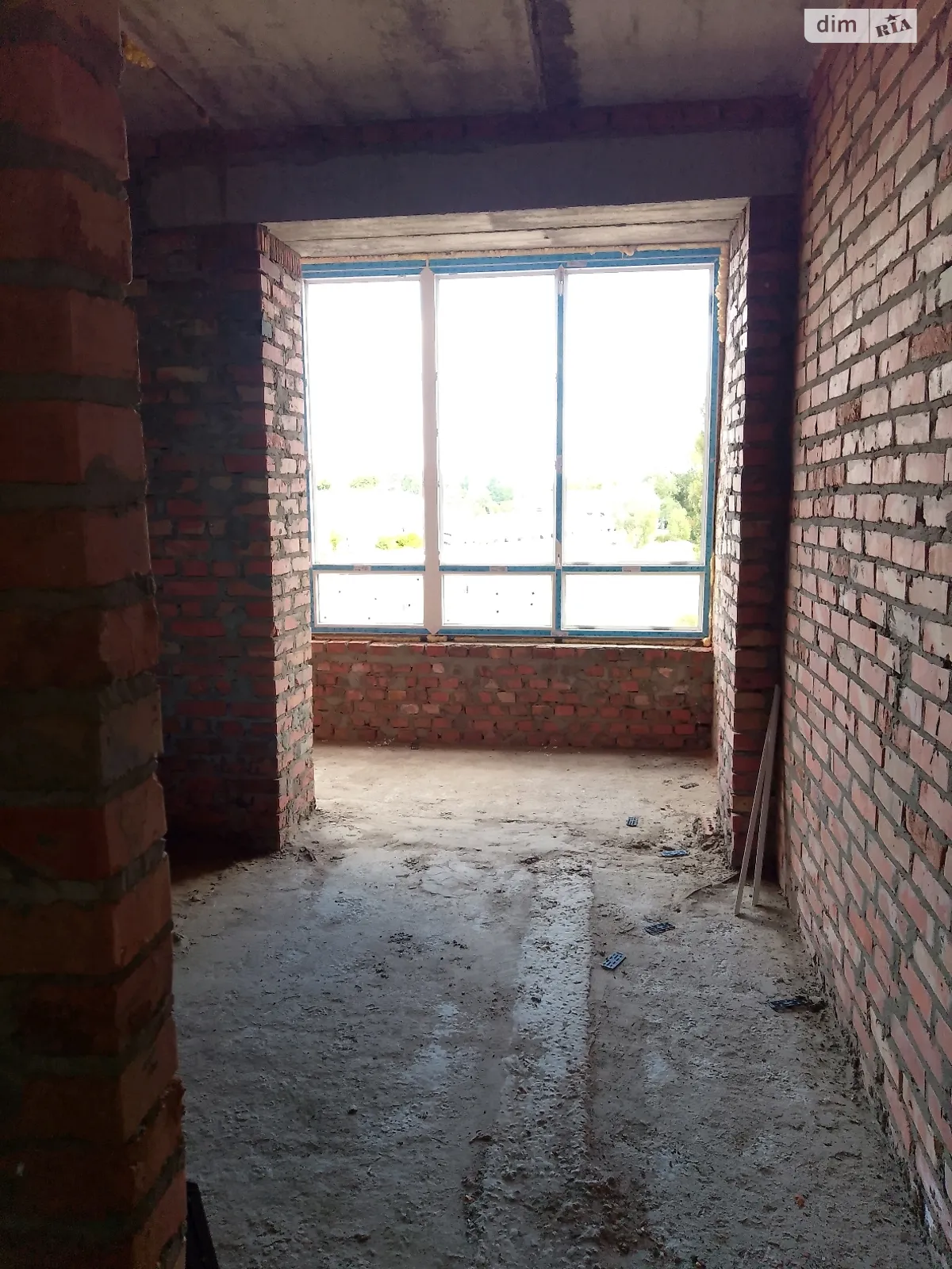 Продается 2-комнатная квартира 40 кв. м в Буче, ул. Саломеи Крушельницкой, 2 - фото 1