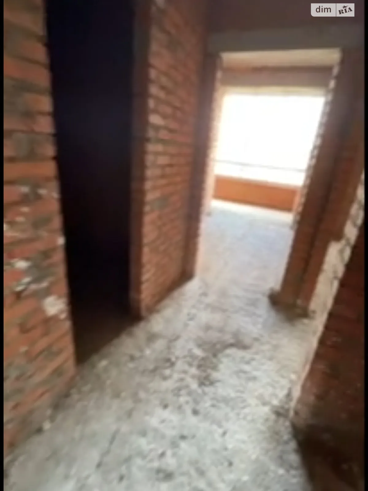 Продается 1-комнатная квартира 38 кв. м в Буче, ул. Яблонская, 1 - фото 1