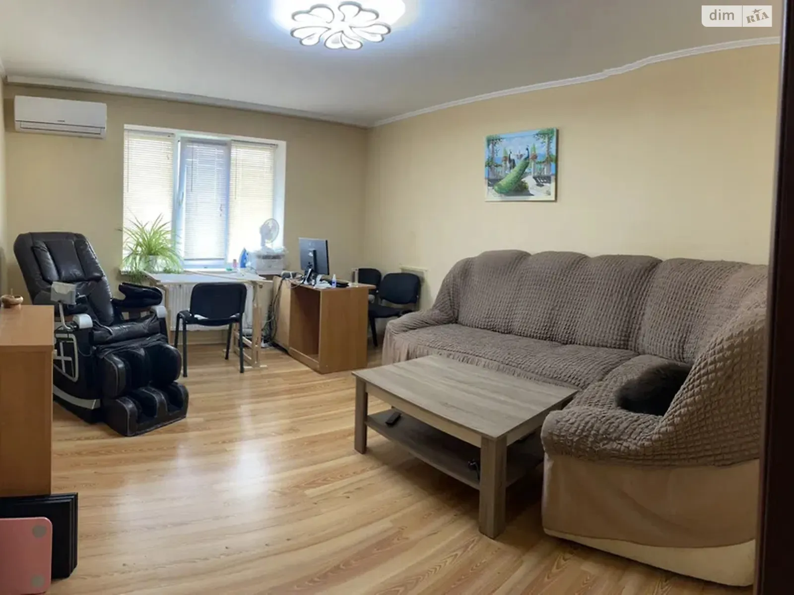 Продається будинок 3 поверховий 175 кв. м з балконом, цена: 100000 $ - фото 1