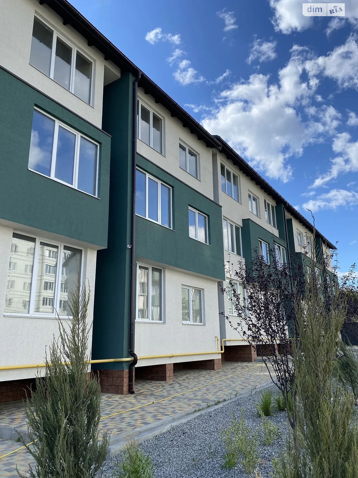 Продается 1-комнатная квартира 53 кв. м в Буче, ул. Яблонская, 318А - фото 1