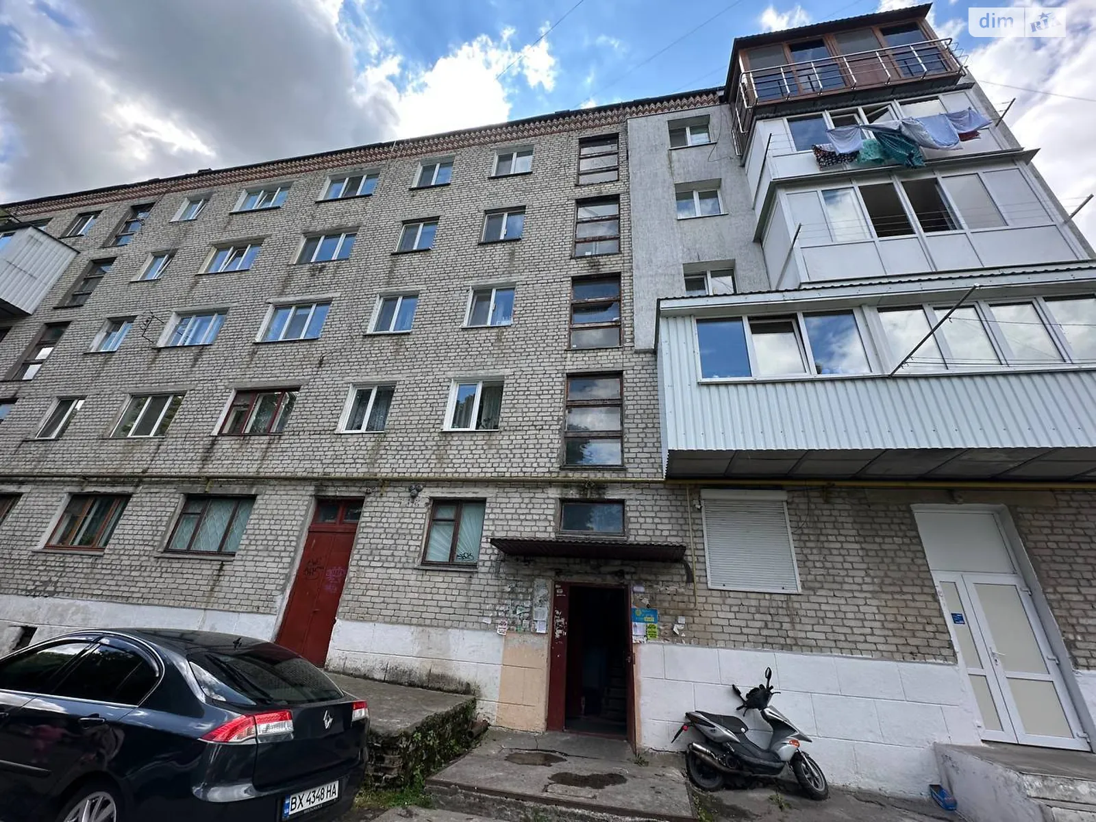 Продается 3-комнатная квартира 64 кв. м в Хмельницком, ул. Майборского - фото 1