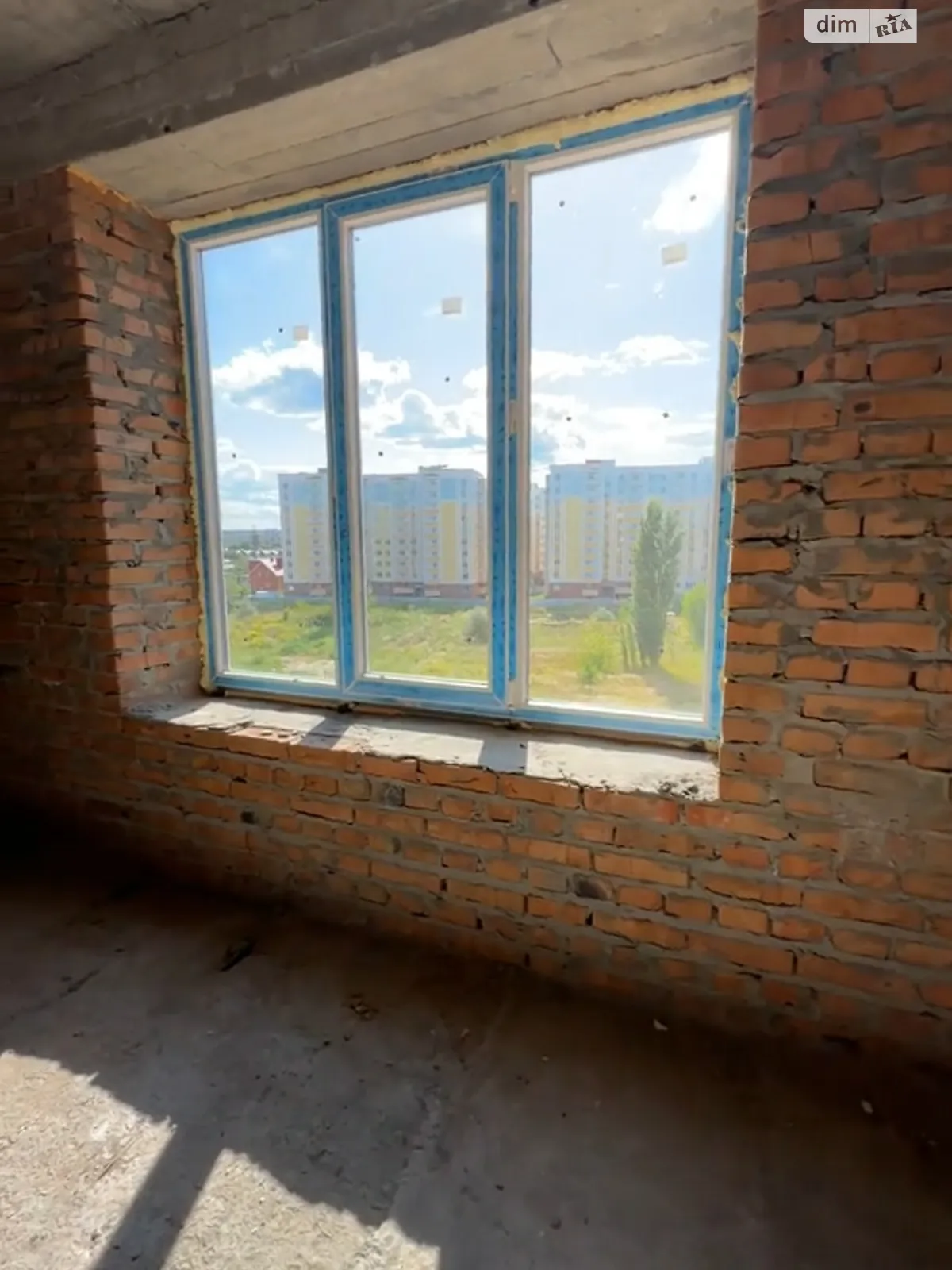 Продается 1-комнатная квартира 36 кв. м в Буче, ул. Степана Рудницкого, 2 - фото 1