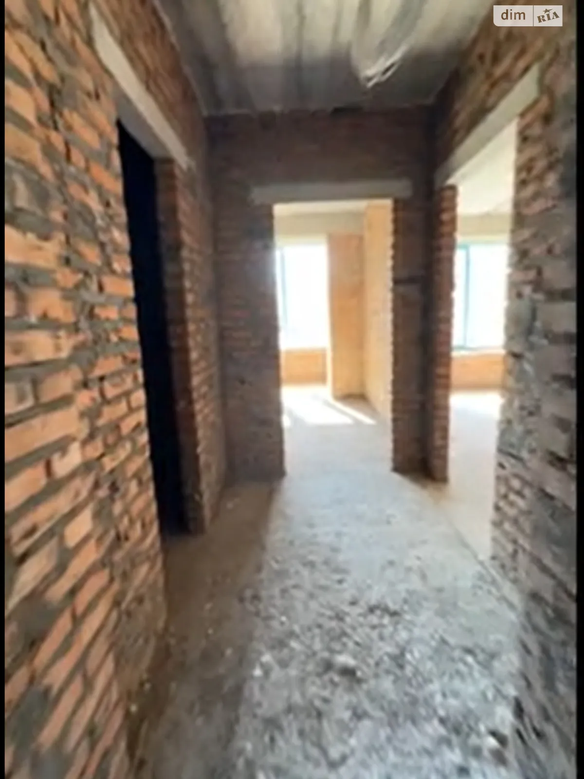 Продается 1-комнатная квартира 38 кв. м в Буче, ул. Степана Рудницкого, 2 - фото 1