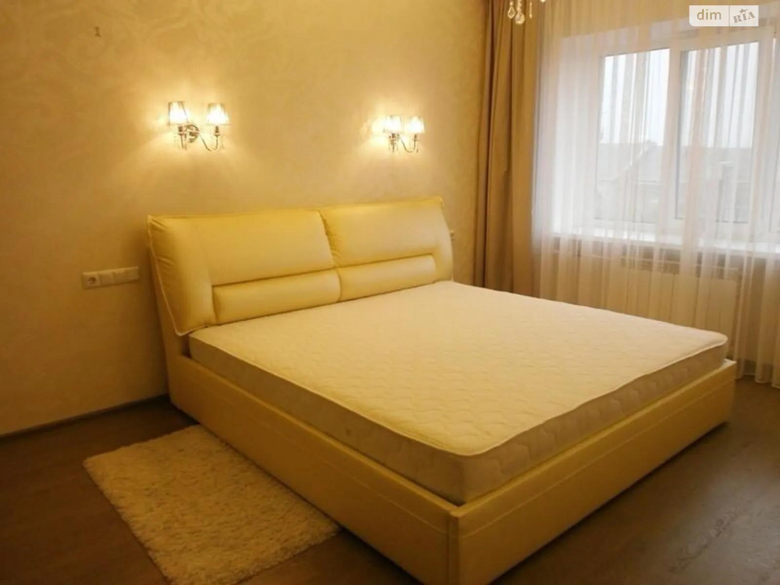 Продается 3-комнатная квартира 82.5 кв. м в Киеве, ул. Тарасовская - фото 1