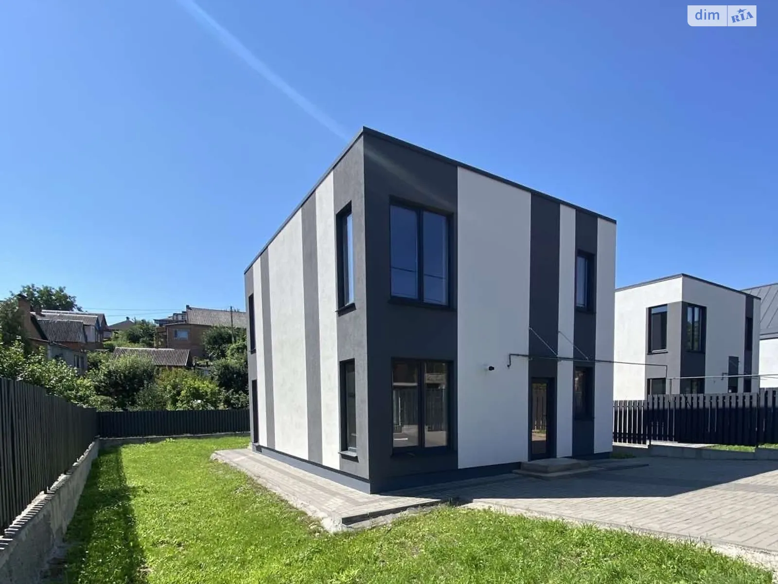 Продается дом на 2 этажа 121.1 кв. м с беседкой, цена: 120000 $ - фото 1