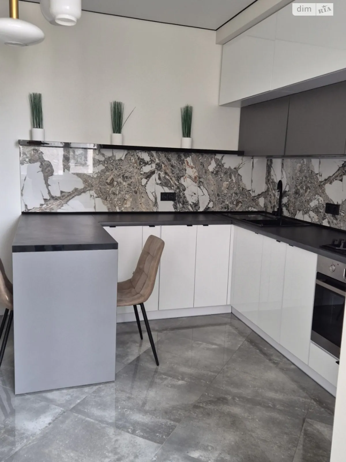 1-комнатная квартира 48 кв. м в Тернополе, ул. Микулинецкая, 5 - фото 1