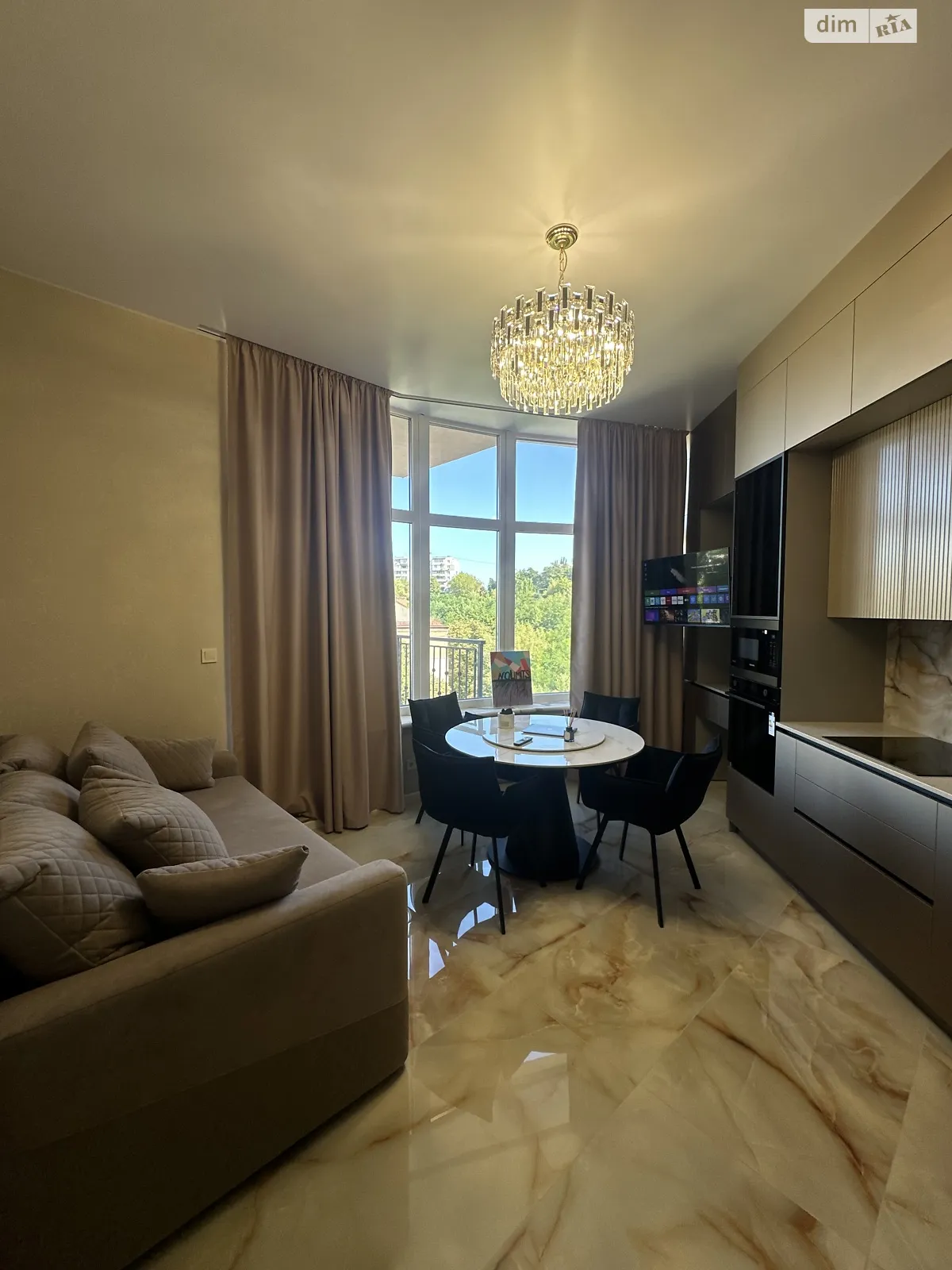 Продается 2-комнатная квартира 66 кв. м в Киеве, ул. Михаила Бойчука, 19А - фото 1