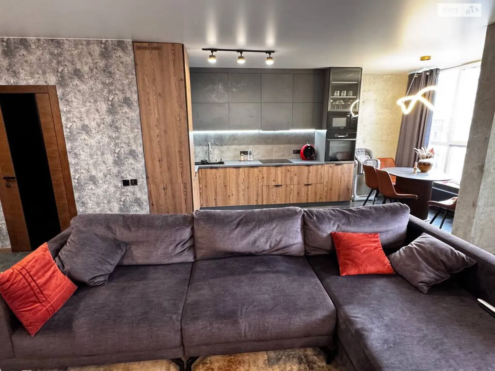 Продается 2-комнатная квартира 59.9 кв. м в Ирпене, ул. Университетская(Карла Маркса), 3/15 - фото 1