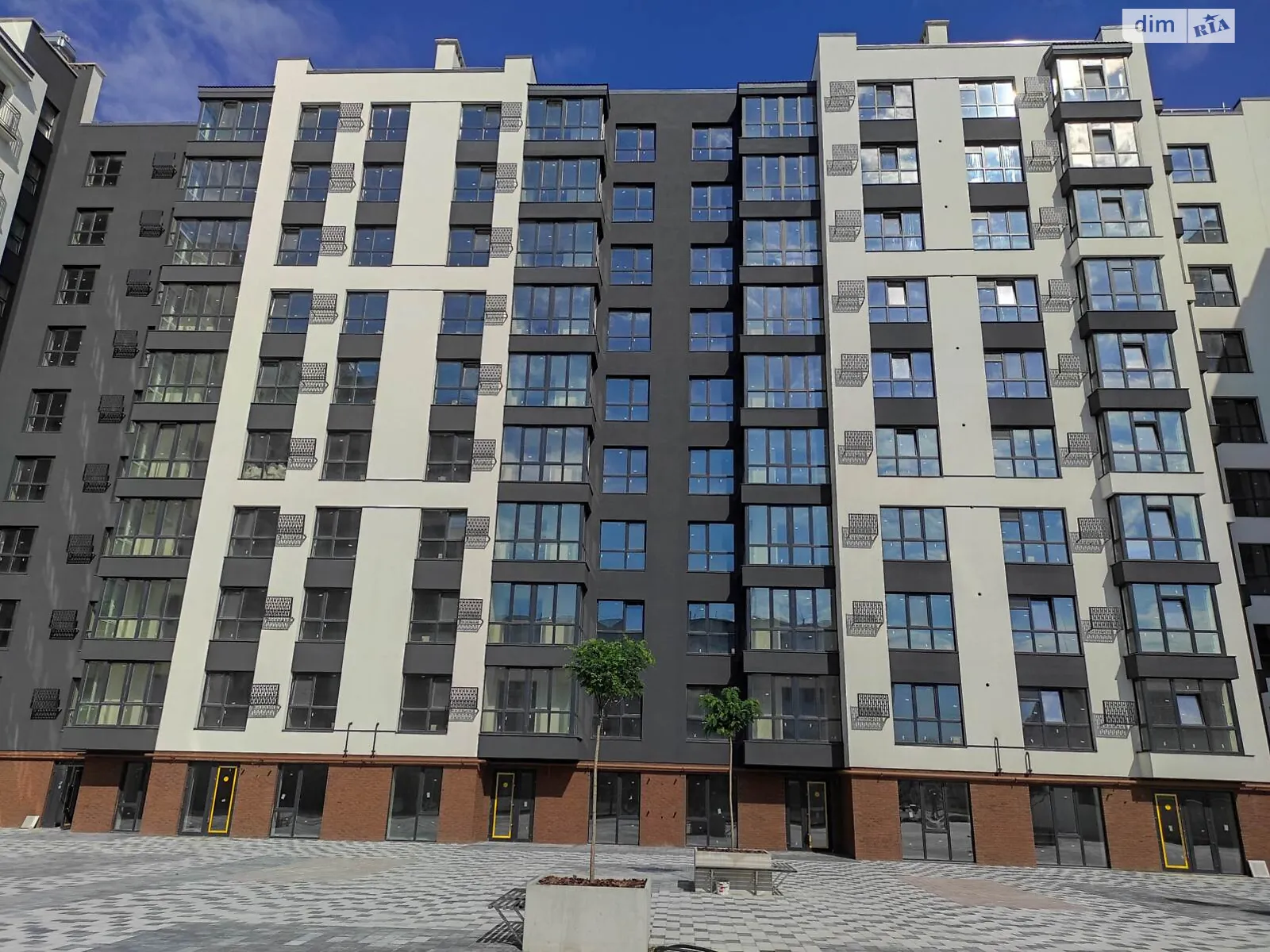 Продается 2-комнатная квартира 65 кв. м в Ивано-Франковске, ул. Гетьмана Ивана Мазепы, 168 - фото 1