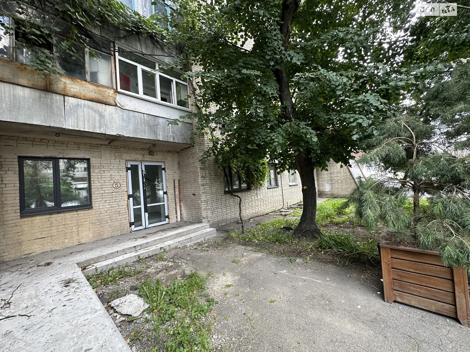 Сдается в аренду помещения свободного назначения 52 кв. м в 9-этажном здании, цена: 1000 $ - фото 1