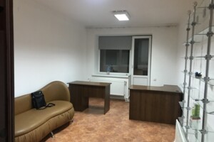 Довгострокова оренда офісного приміщення, Тернопіль, р‑н. Центр, Крушельницької Соломії вулиця, буд. 51