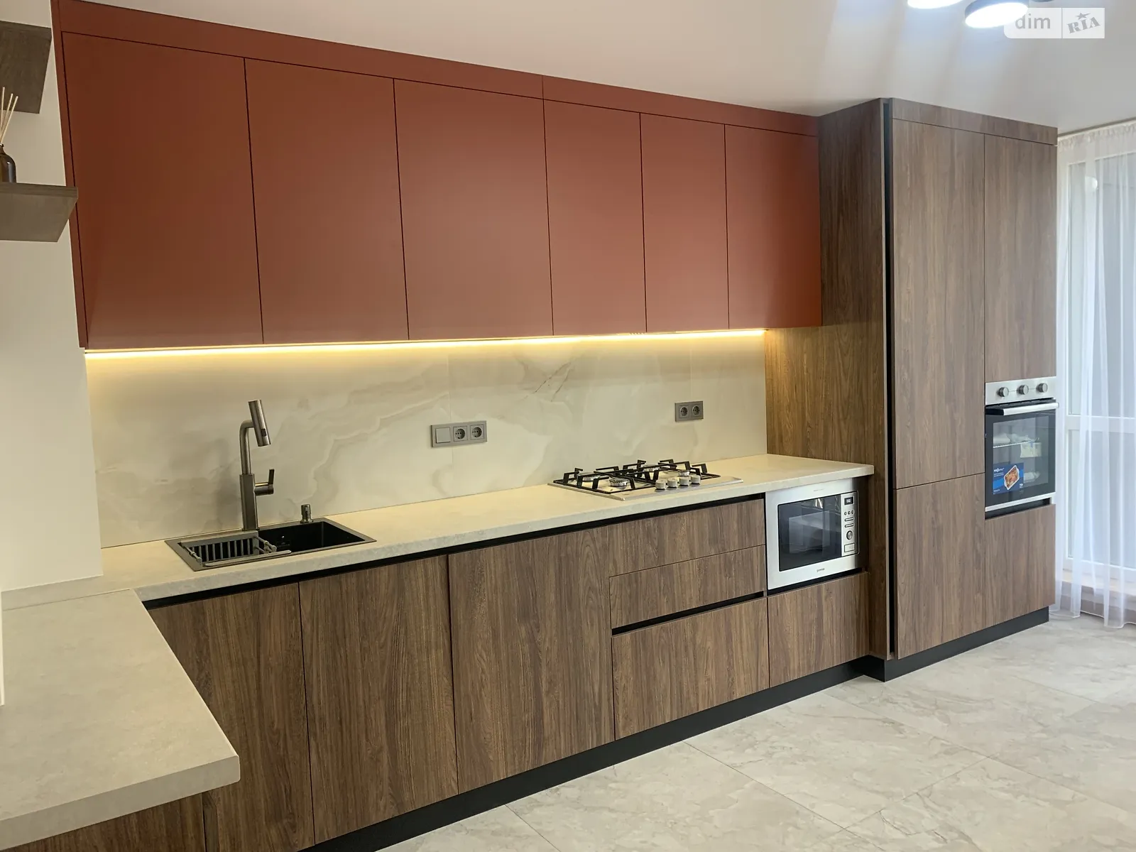 3-комнатная квартира 82 кв. м в Тернополе, пров. Кирпичный - фото 1