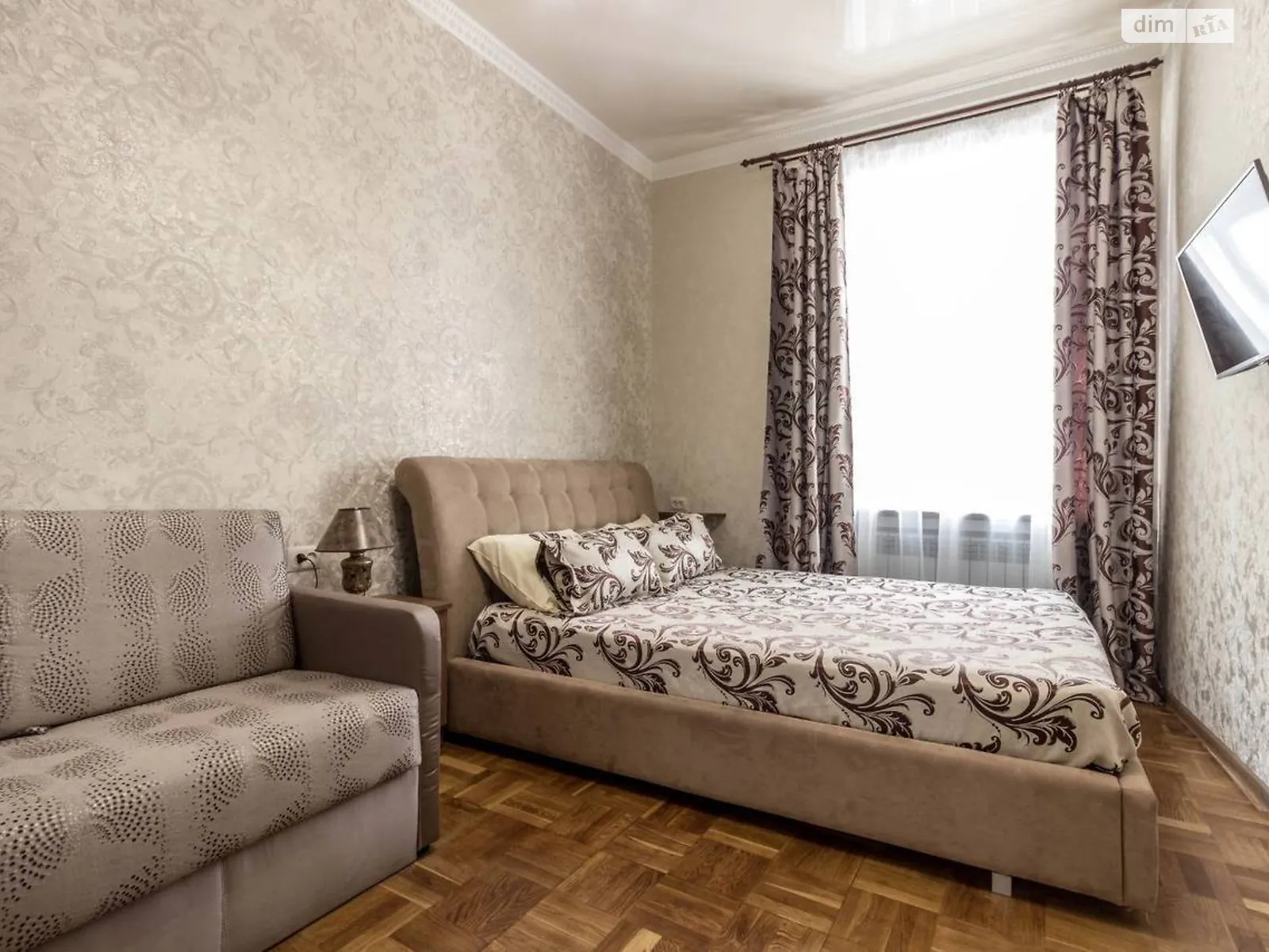 Сдается в аренду 1-комнатная квартира 32 кв. м в Львове, ул. Староеврейская - фото 1