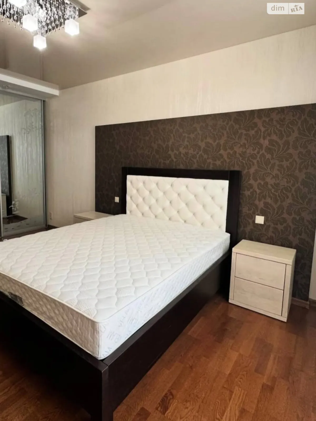 Сдается в аренду 2-комнатная квартира 82 кв. м в Хмельницком, ул. Степана Бандеры - фото 1