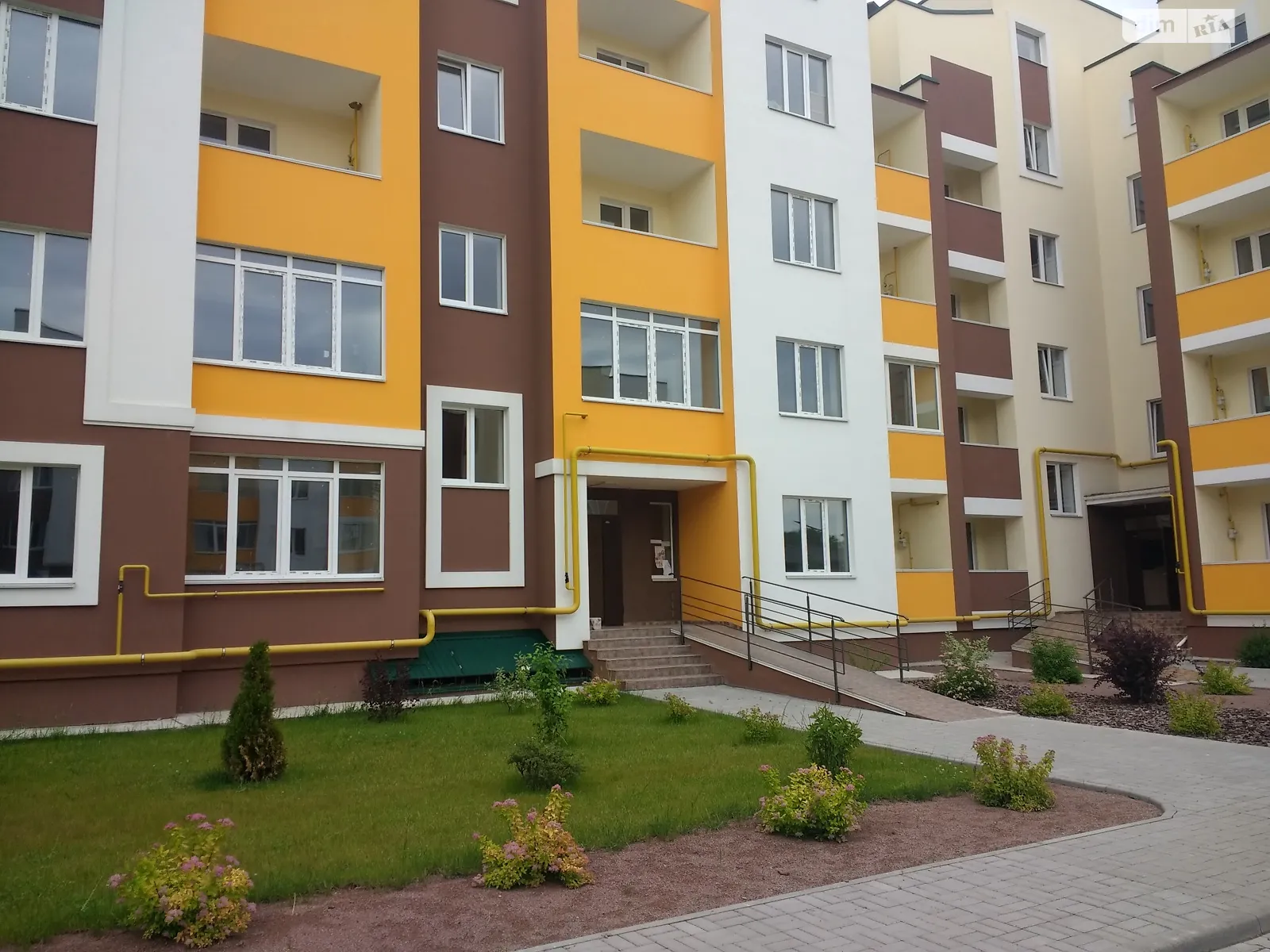Продается 1-комнатная квартира 41.8 кв. м в Немишаево, ул. Ярослава Мудрого(Чкалова), 58 - фото 1