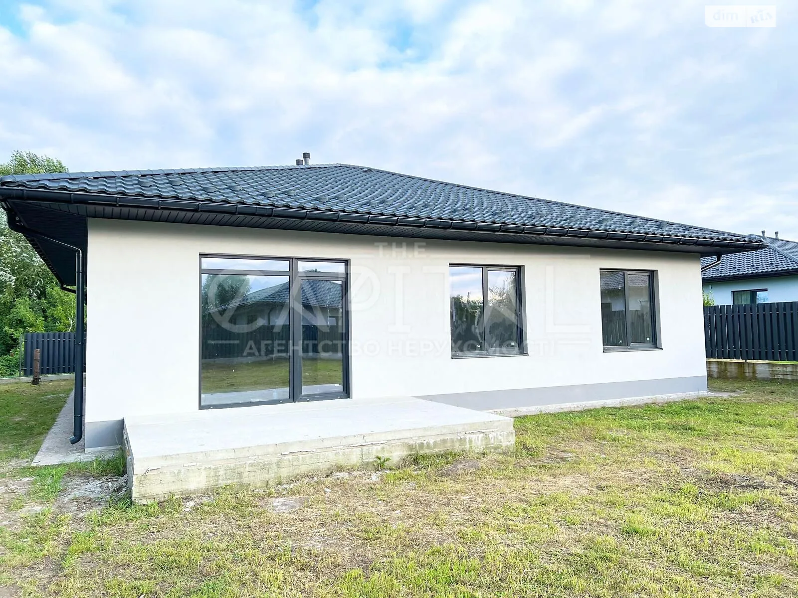 Продається одноповерховий будинок 144 кв. м з бесідкою, цена: 149000 $ - фото 1