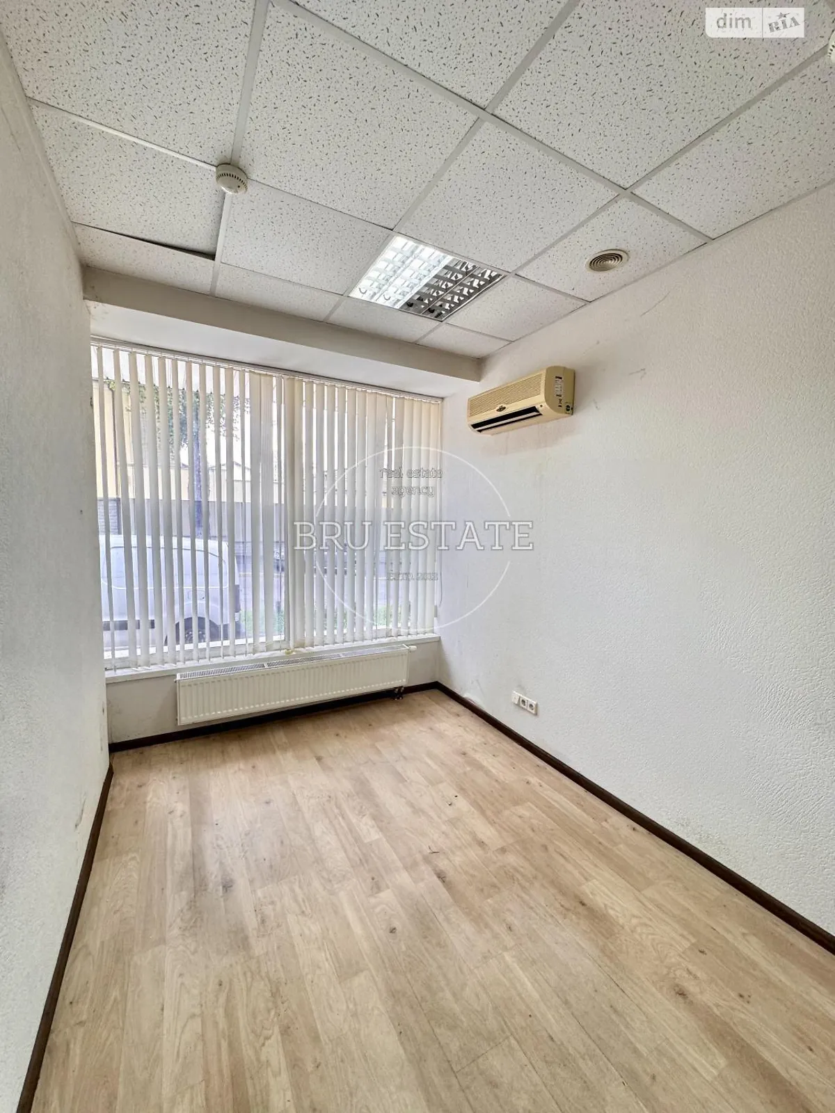 Сдается в аренду помещения свободного назначения 11 кв. м в 9-этажном здании, цена: 4500 грн - фото 1
