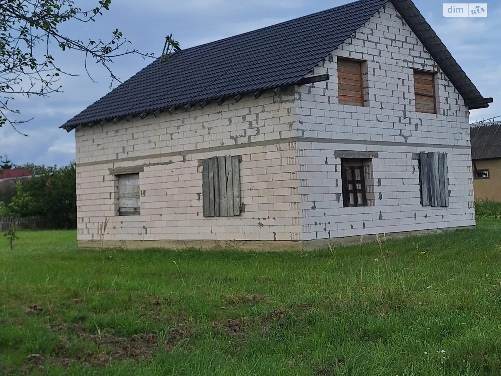 Продается дом на 2 этажа 164.24 кв. м с камином, цена: 36000 $ - фото 1