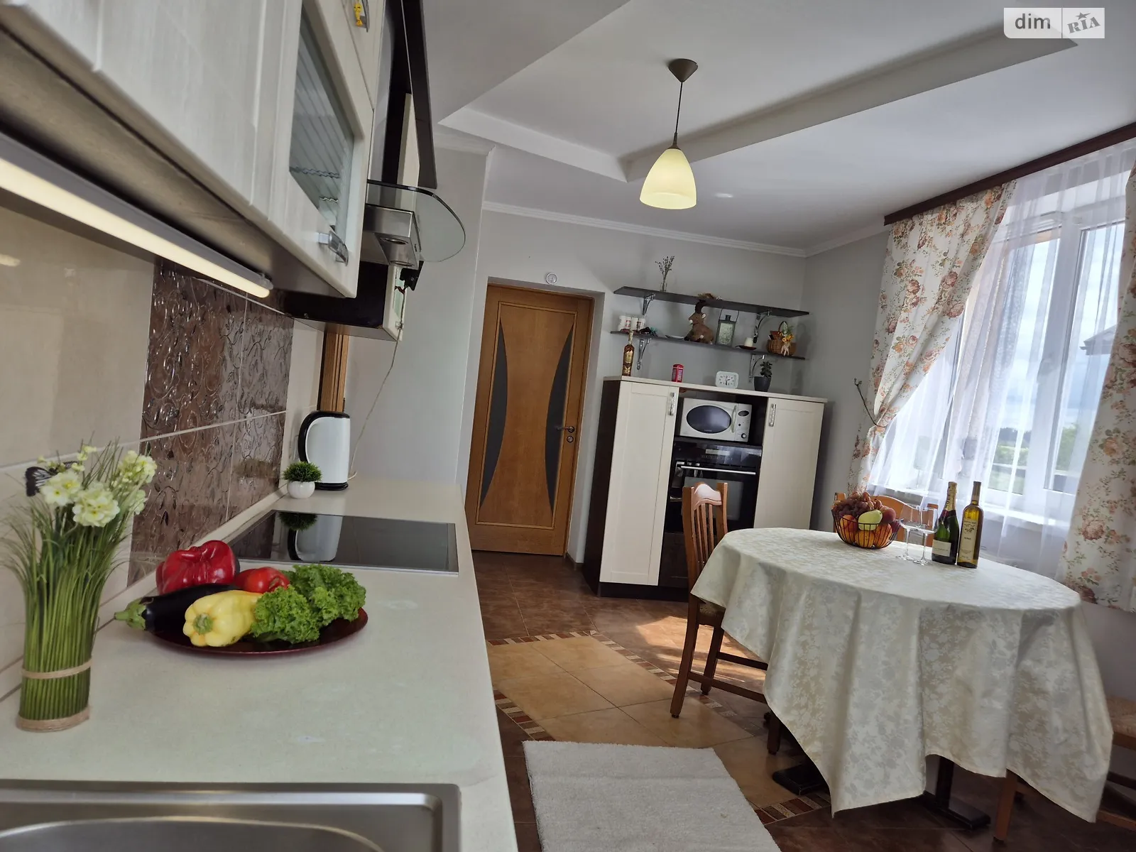 Продається будинок 2 поверховий 285.3 кв. м з балконом, цена: 162000 $ - фото 1