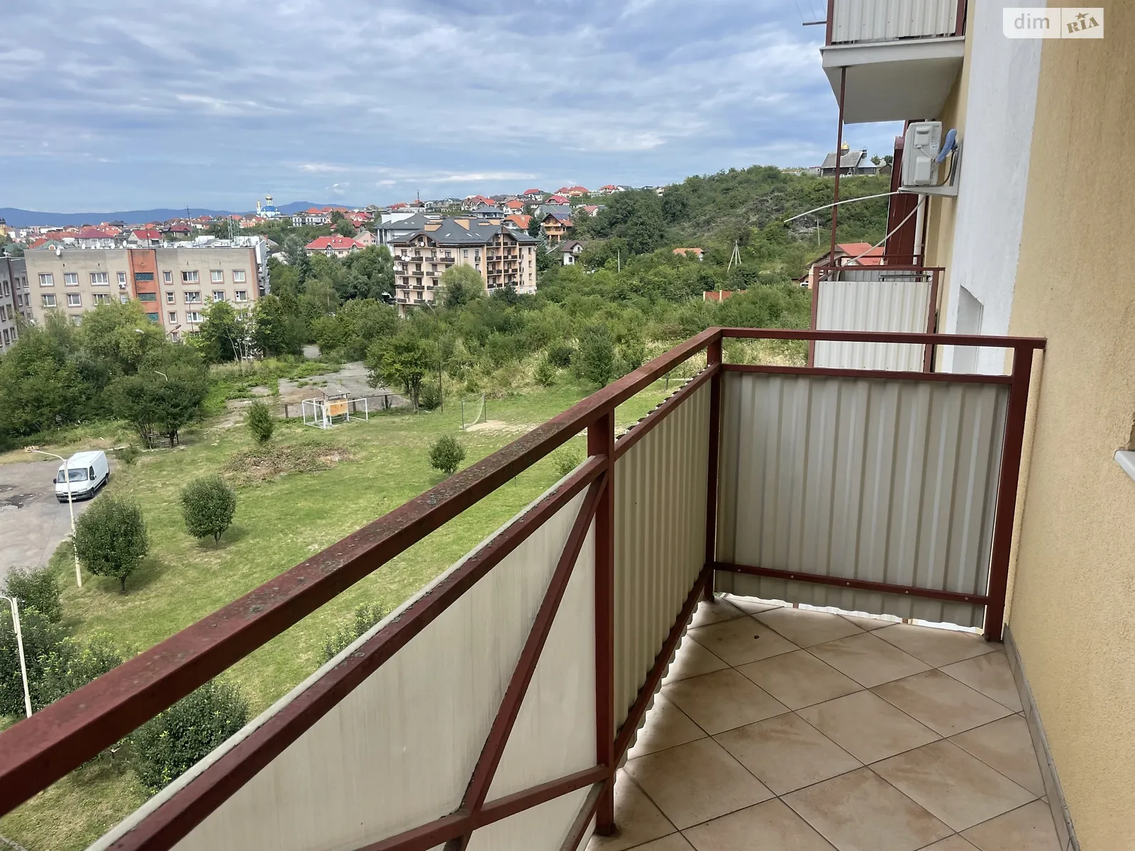 Продается 2-комнатная квартира 82 кв. м в Ужгороде, ул. Живописная - фото 1