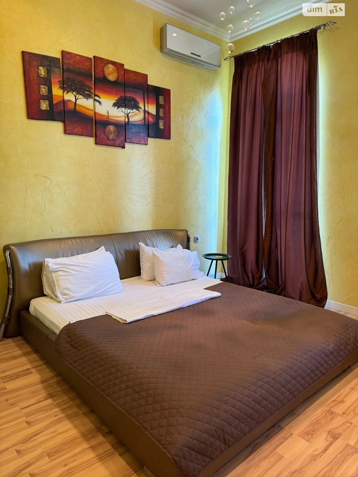 Здається в оренду 1-кімнатна квартира 35 кв. м у Києві, вул. Басейна, 12 - фото 1