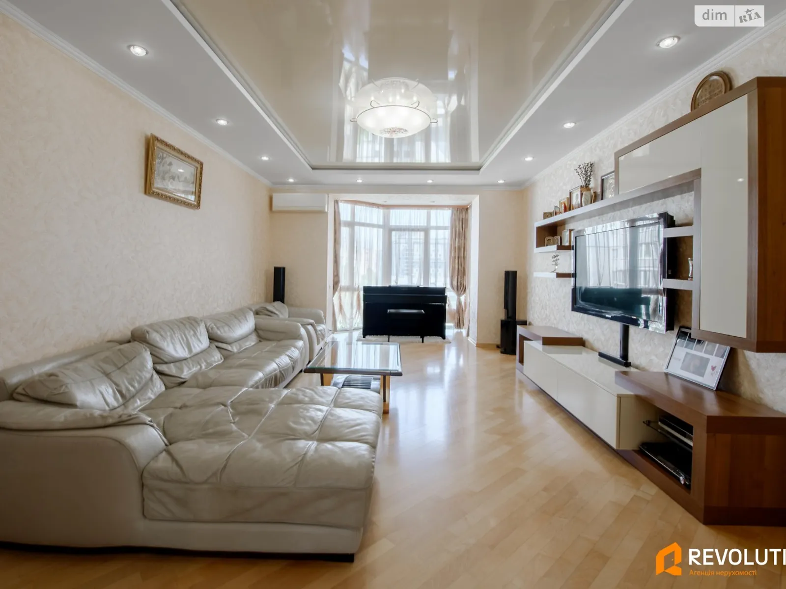 Продается 3-комнатная квартира 111.5 кв. м в Киеве, ул. Самойло Кошки(Маршала Конева), 7А - фото 1