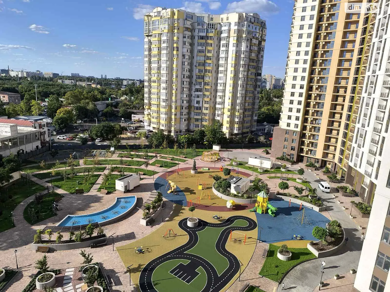 Продается 1-комнатная квартира 43 кв. м в Одессе, ул. Краснова, 1А - фото 1