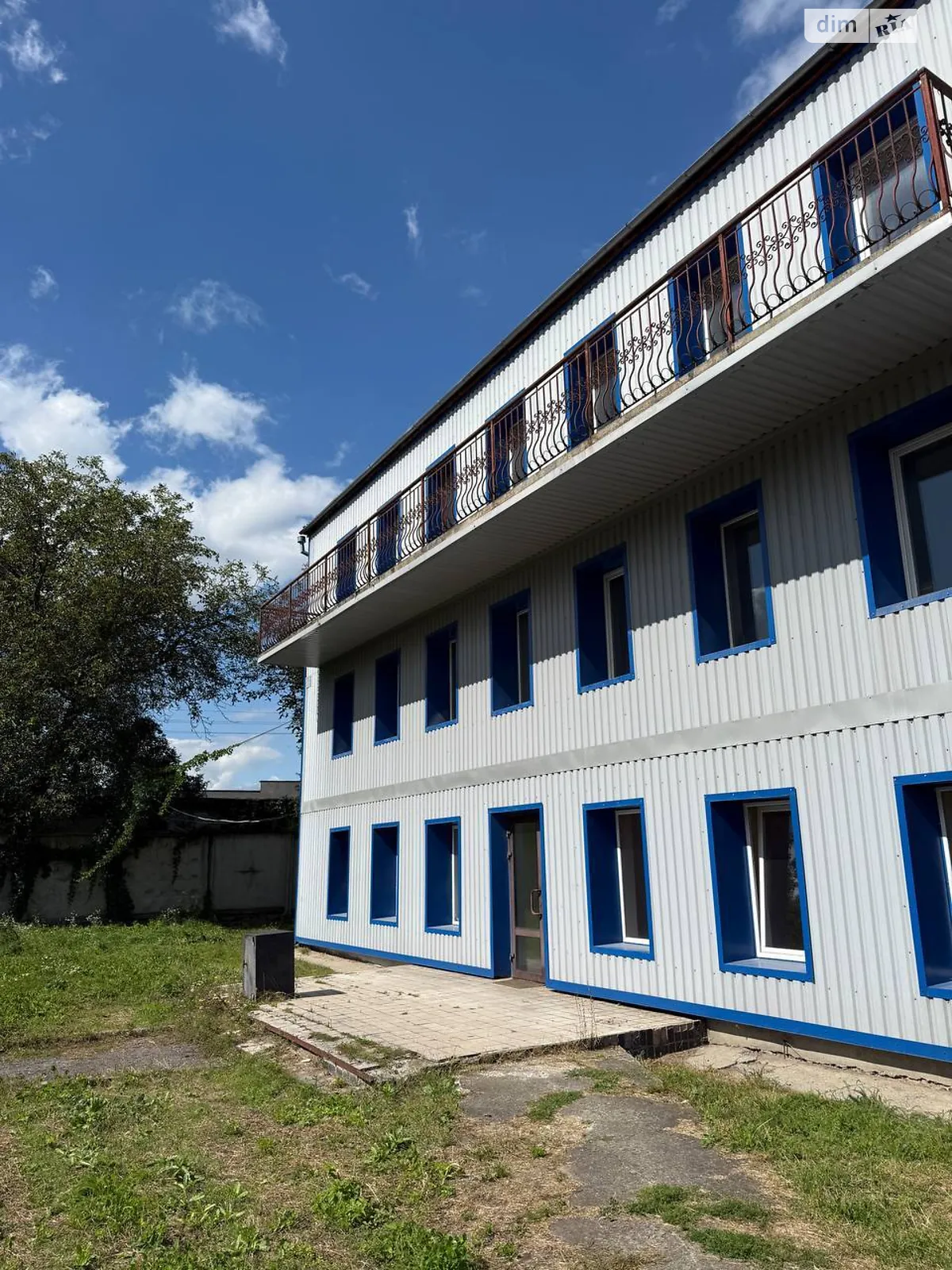 Сдается в аренду помещения свободного назначения 100 кв. м в 3-этажном здании, цена: 10000 грн - фото 1