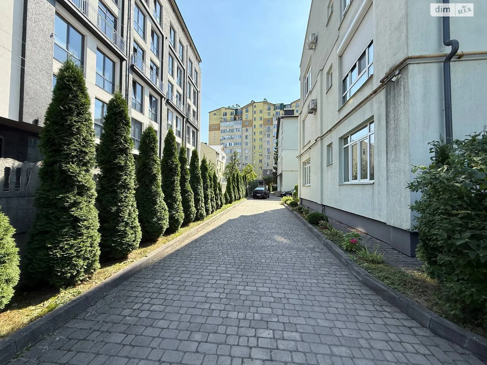 Продается 2-комнатная квартира 61 кв. м в Ивано-Франковске, ул. Стрельцов Сечевых - фото 1