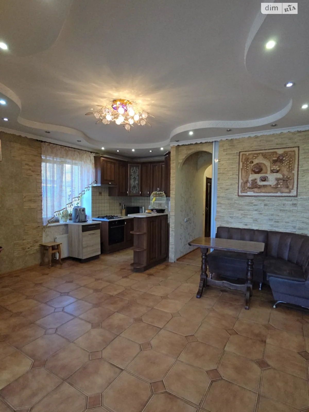 Продается дом на 3 этажа 150 кв. м с мансардой, цена: 124000 $ - фото 1