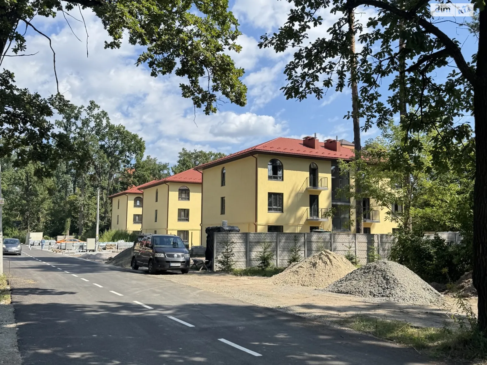 Продается 1-комнатная квартира 35 кв. м в Ворзеле, ул. Курортная, 96 - фото 1