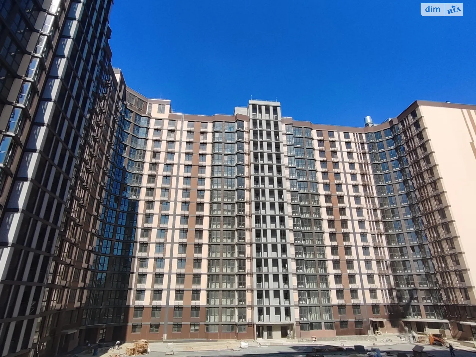 Продается 1-комнатная квартира 41 кв. м в Одессе, ул. Прохоровская - фото 1