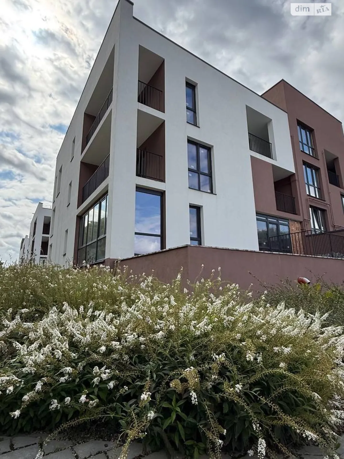 Продается 2-комнатная квартира 69.2 кв. м в Горишнем, ул. Надёжная, 7В - фото 1