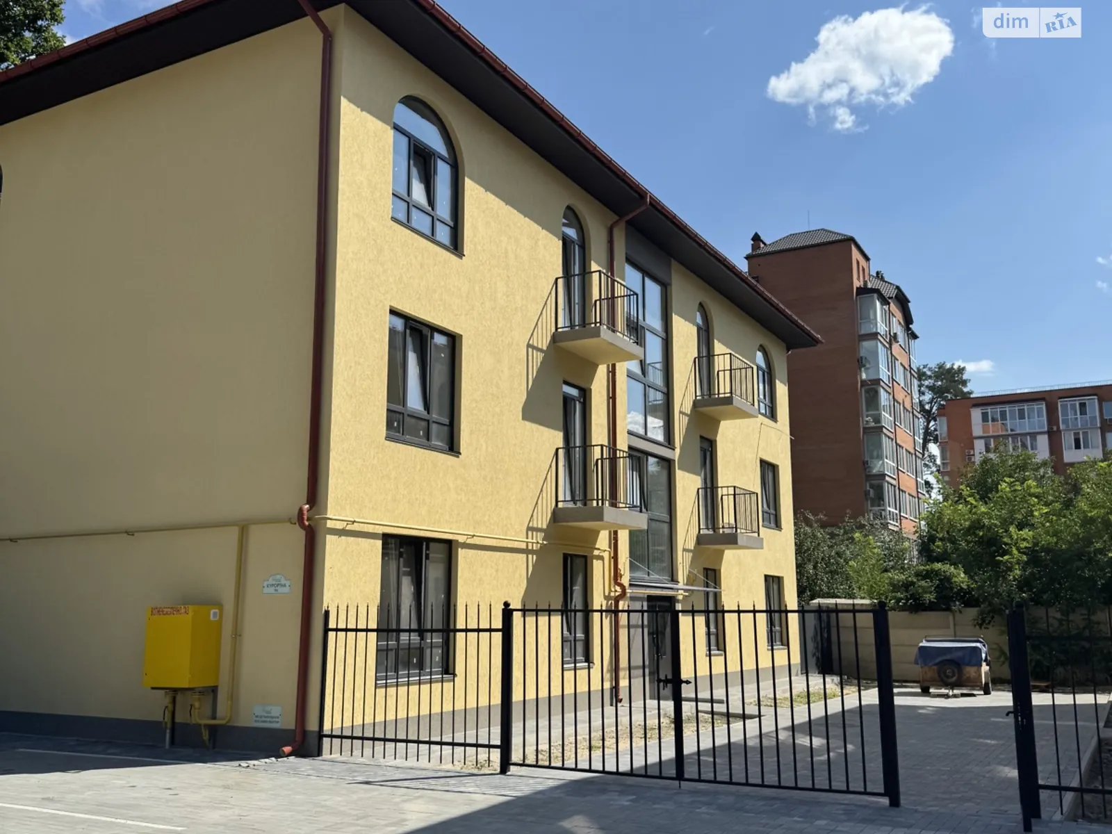 Продается 2-комнатная квартира 49 кв. м в Ворзеле, ул. Курортная, 96 - фото 1