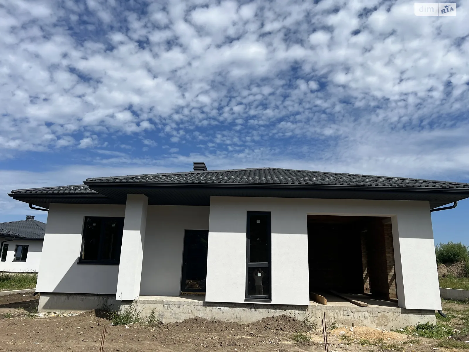 Продается одноэтажный дом 130 кв. м с беседкой, цена: 88000 $ - фото 1
