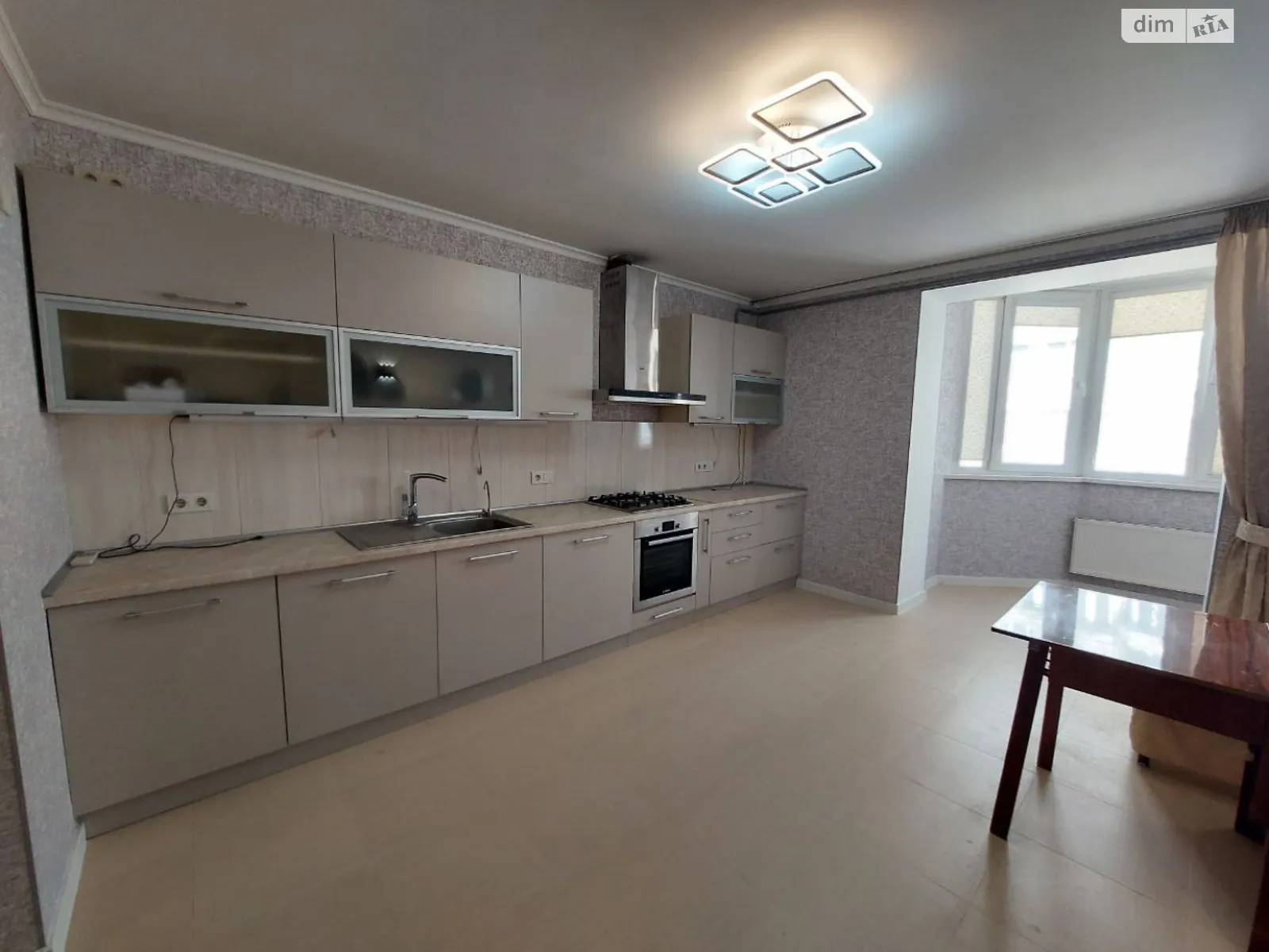 Продается 2-комнатная квартира 82.3 кв. м в Одессе, ул. Костанди, 201 - фото 1