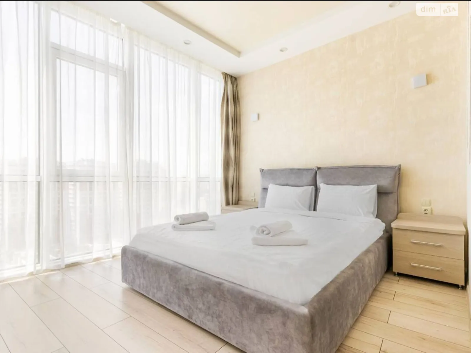 Сдается в аренду 1-комнатная квартира 45 кв. м в Одессе, ул. Генуэзская, 3 - фото 1