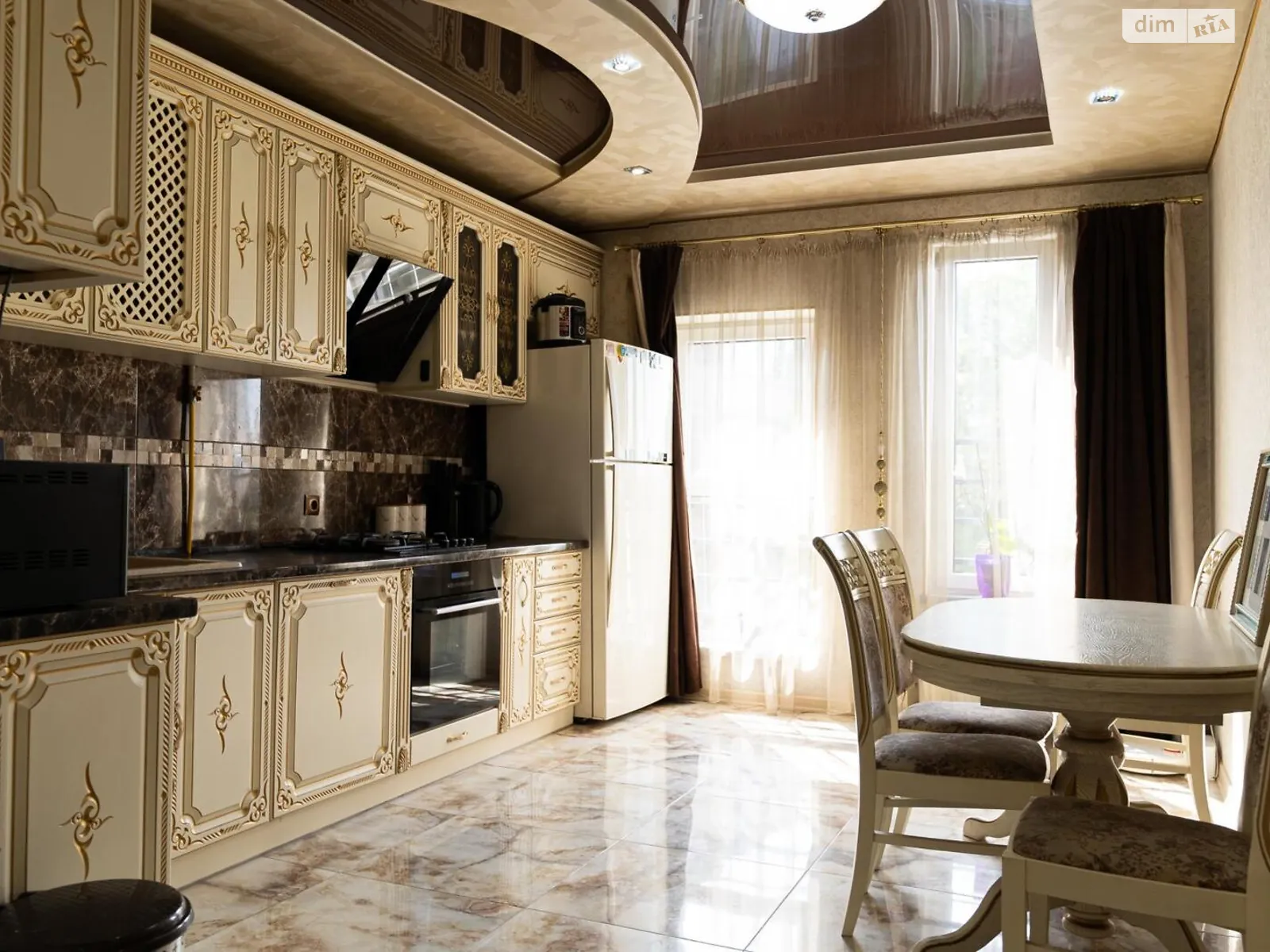 Продається 2-кімнатна квартира 80.5 кв. м у Львові, вул. Хмельницького Богдана, 109А - фото 1