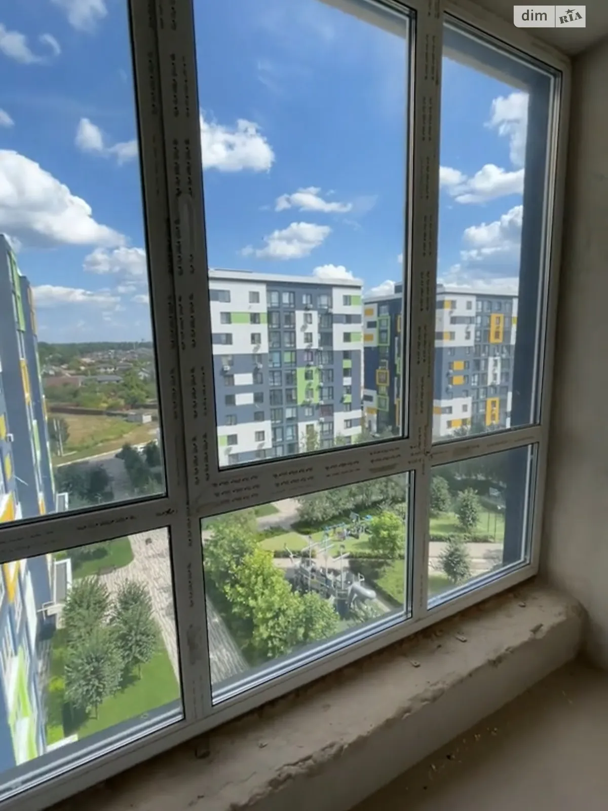 Продается 1-комнатная квартира 37 кв. м в Буче, ул. Бориса Гмыри - фото 1