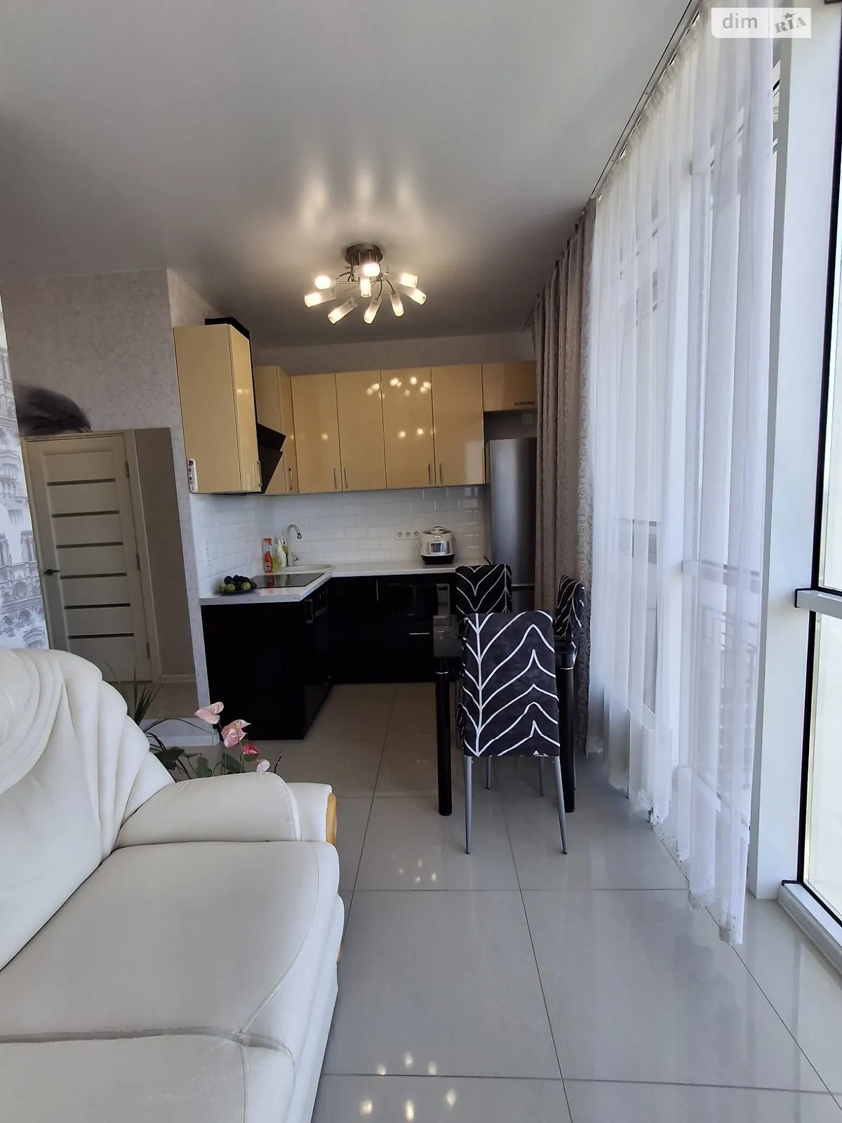 Продается 1-комнатная квартира 30.8 кв. м в Одессе, ул. Болгарская, 87А - фото 1