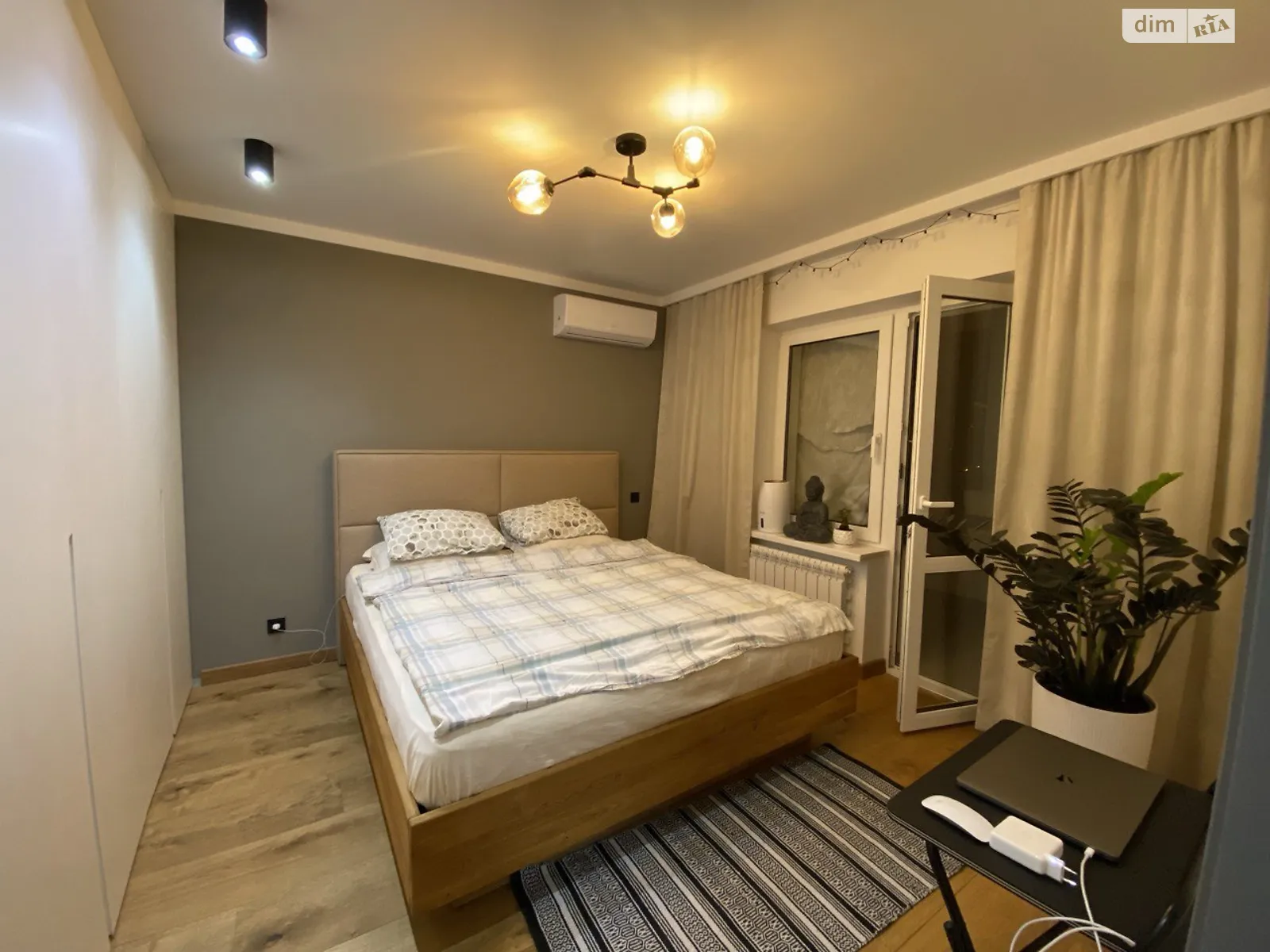 Продается 2-комнатная квартира 51.7 кв. м в Киеве, ул. Автозаводская, 67 - фото 1