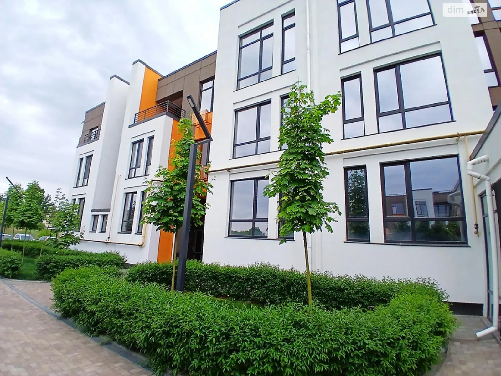 Продається 1-кімнатна квартира 38 кв. м у Ірпені, вул. Наталії Околитенко(Ломоносова), 71 - фото 1