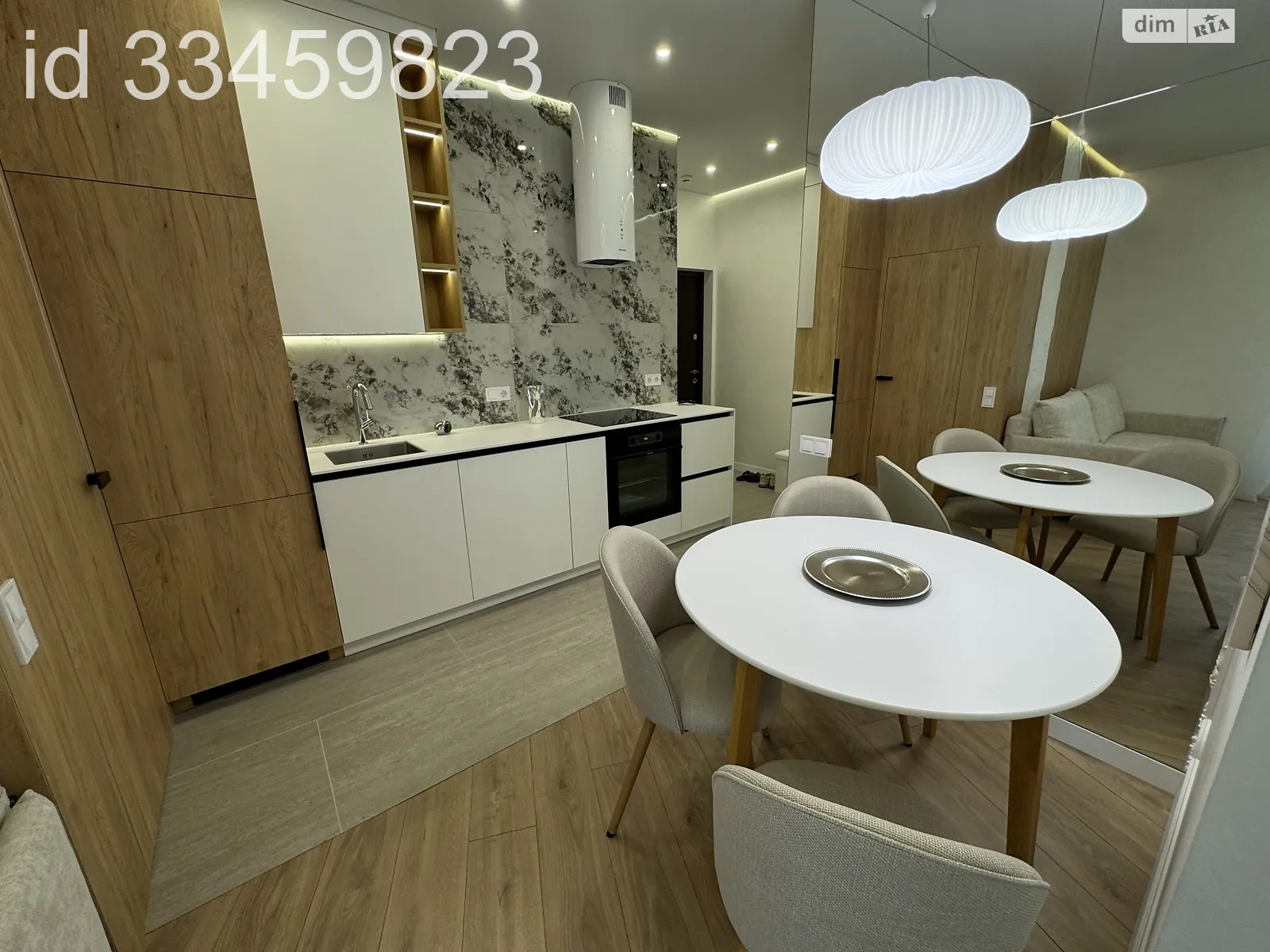 Продается 2-комнатная квартира 53 кв. м в Одессе, ул. Краснова, 1А - фото 1