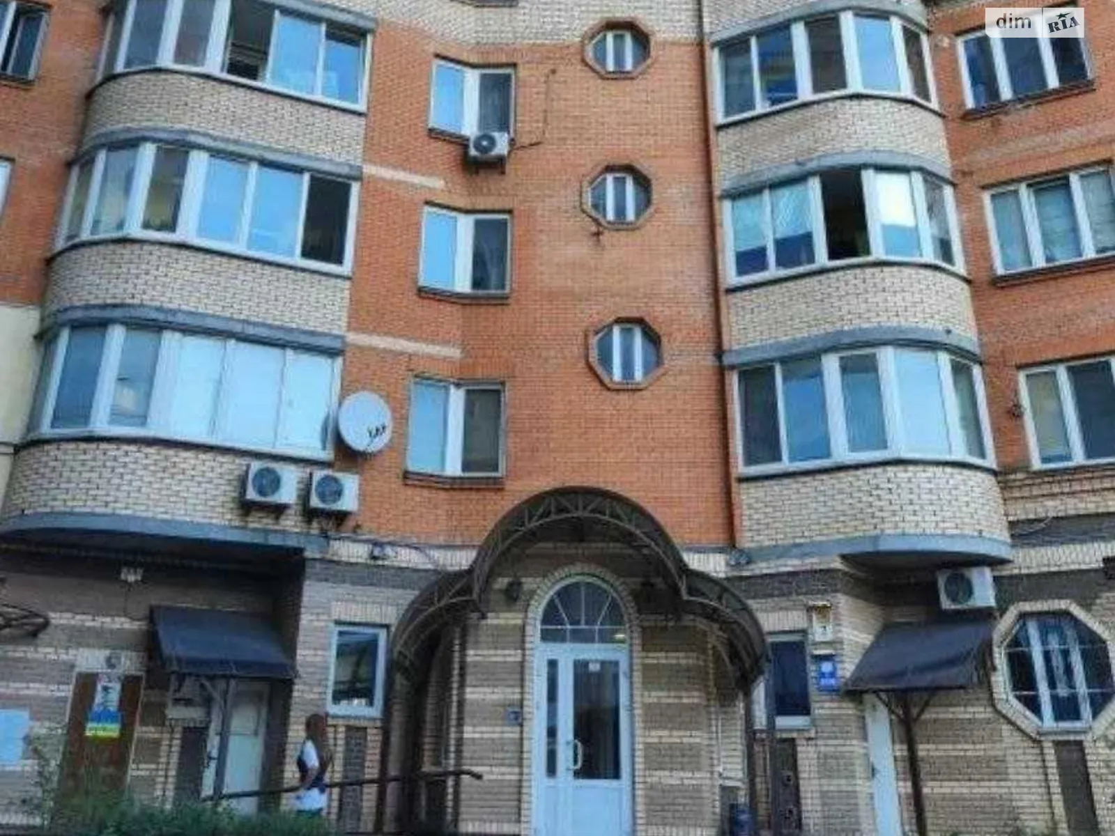 Продается 3-комнатная квартира 82.7 кв. м в Киеве, ул. Семьи Стешенко(Тимофея Строкача), 7 - фото 1