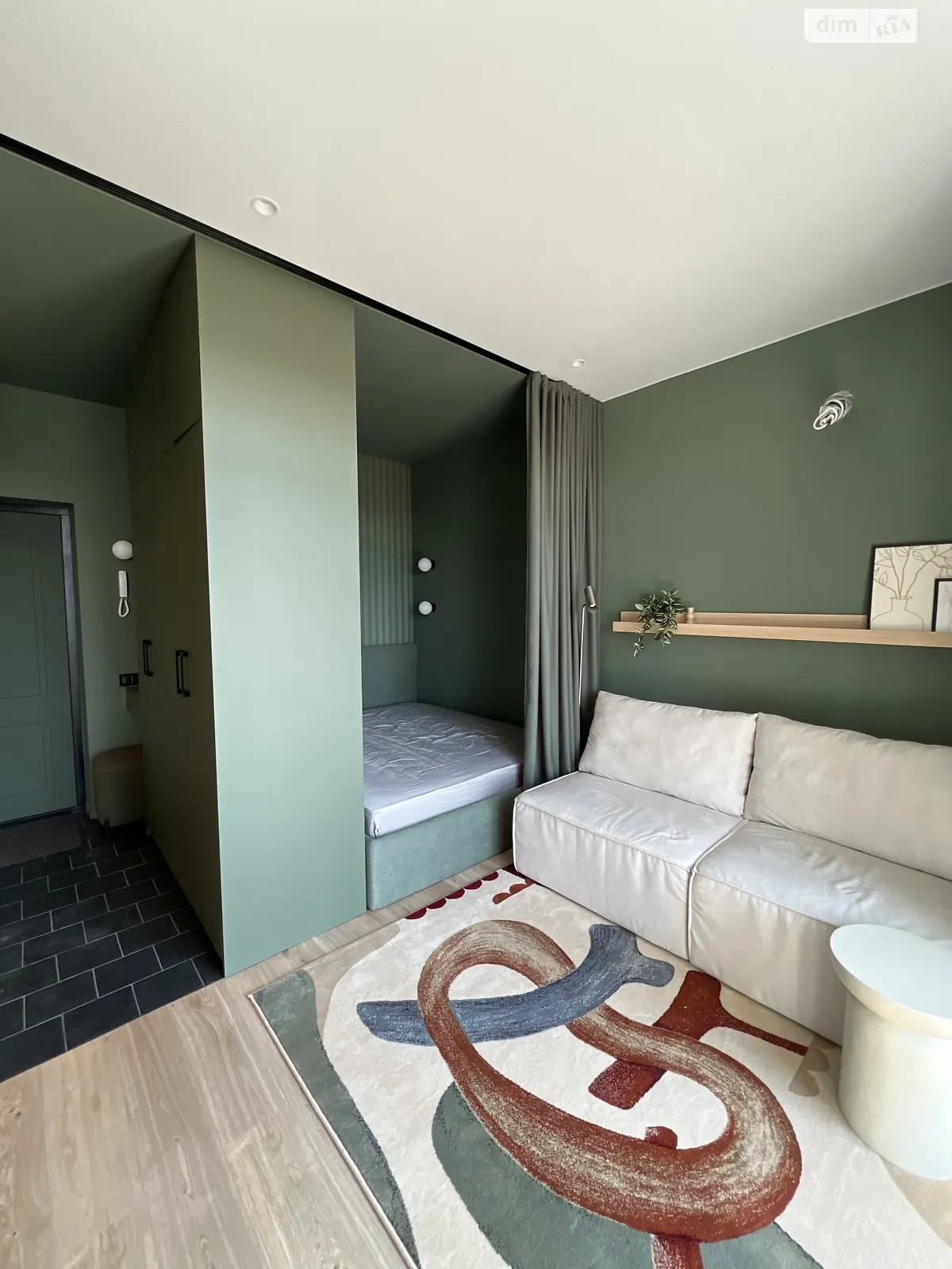 Продается 1-комнатная квартира 34 кв. м в Ужгороде, ул. Русская, 41 - фото 1