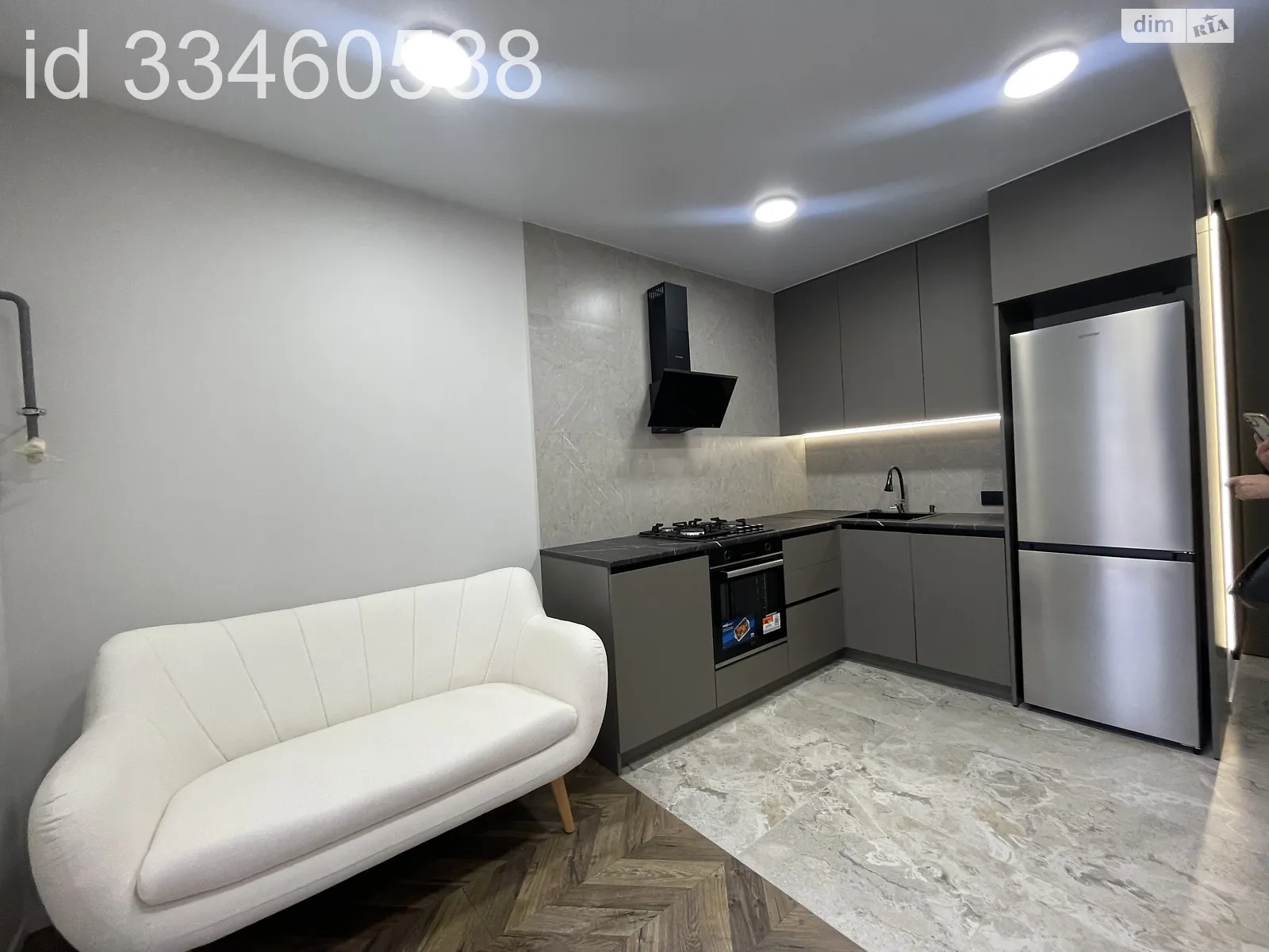 Продается 1-комнатная квартира 41 кв. м в Олиевке, ул. Евгения Рыхлика, 13 корпус 4 - фото 1