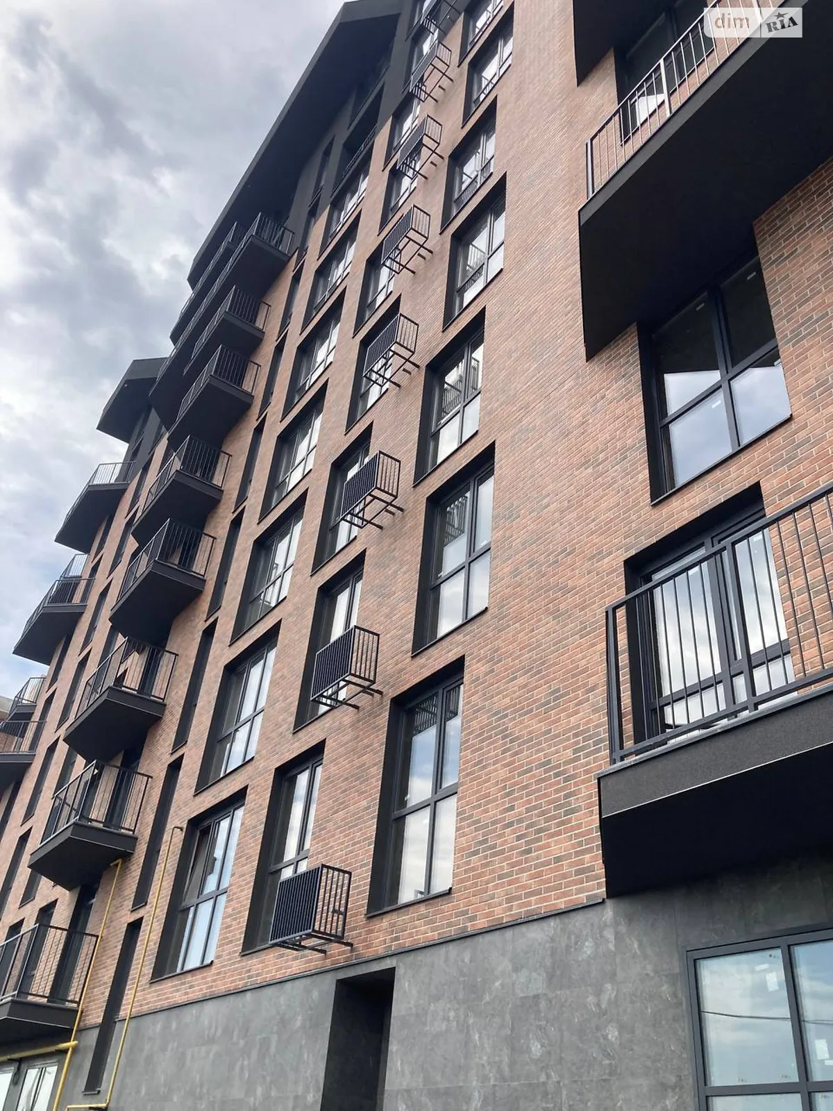 Продается 2-комнатная квартира 60.1 кв. м в Виннице, Барское шосе, 1А - фото 1